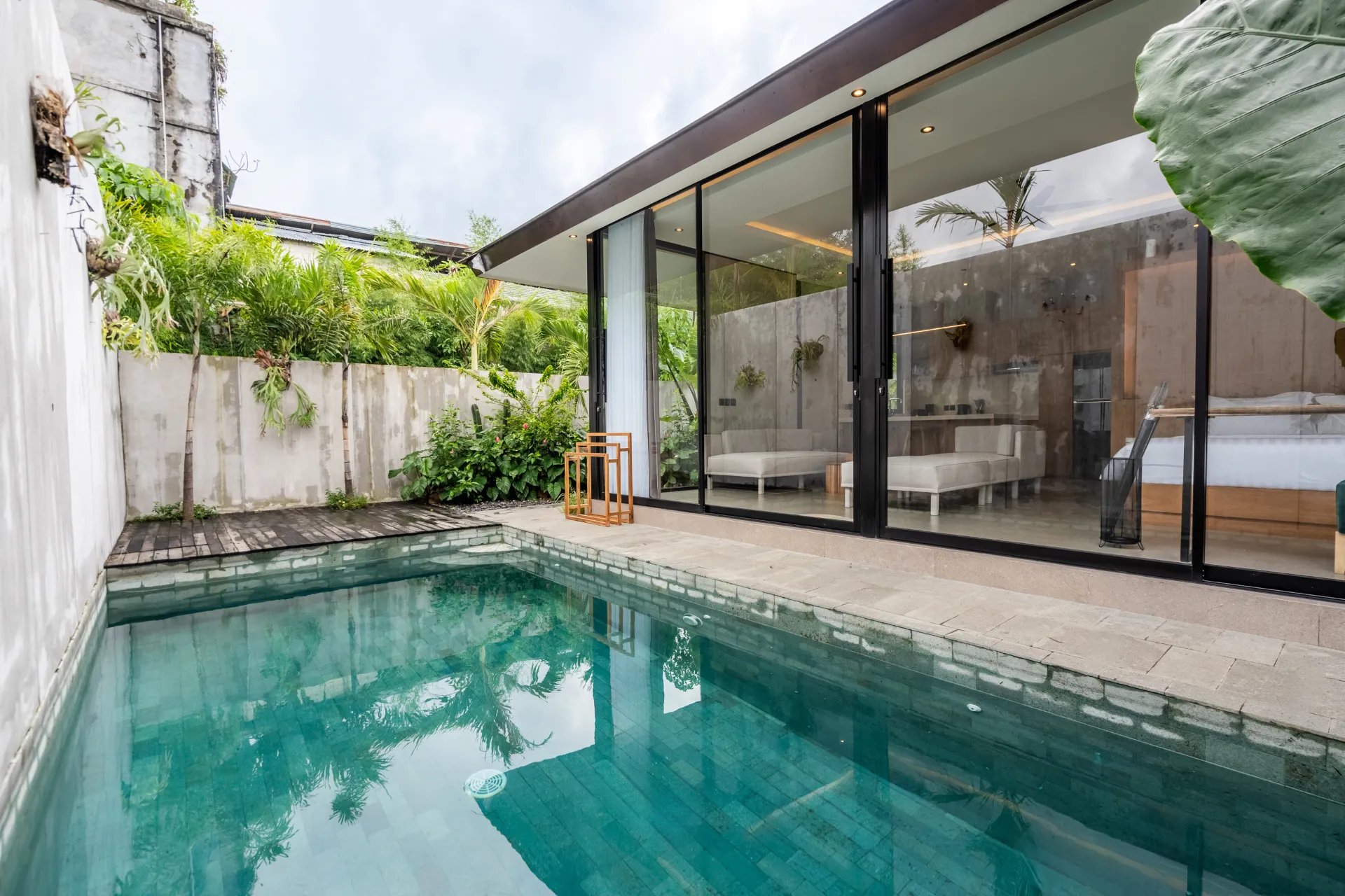 Titi House - 1BR Luxe Central Ubud | Pool & Ridge Walk Near — image 2