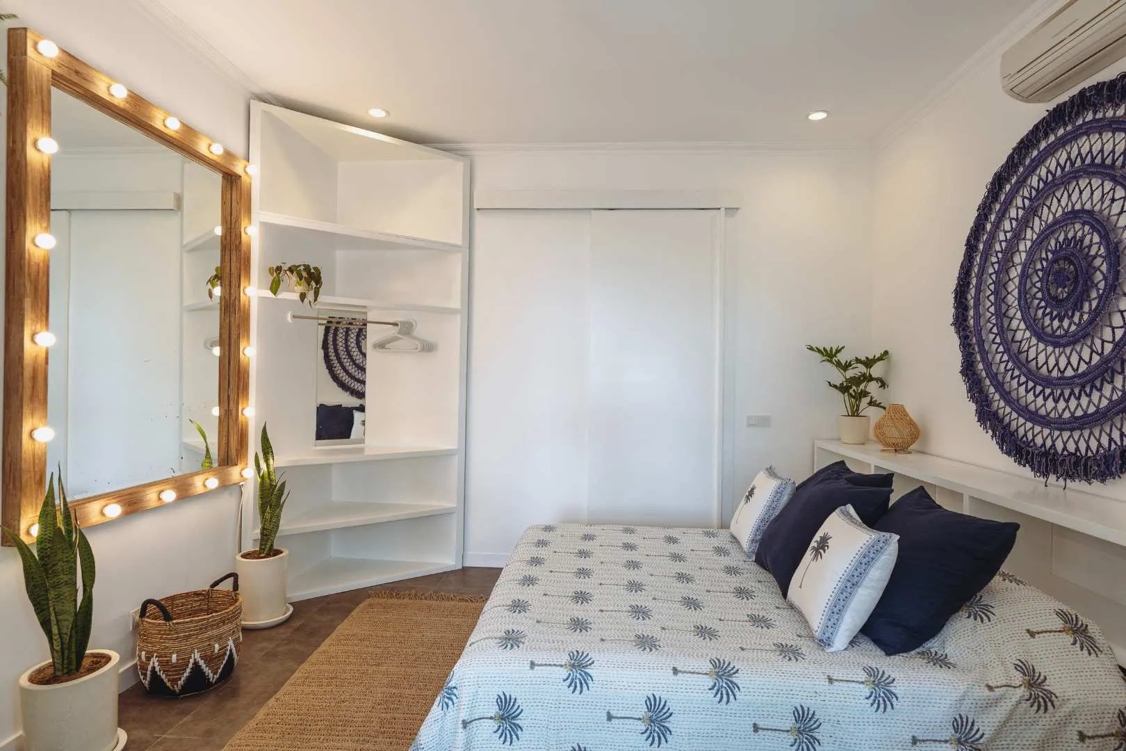 All Included - 1BR Beachside Apartment — image 4
