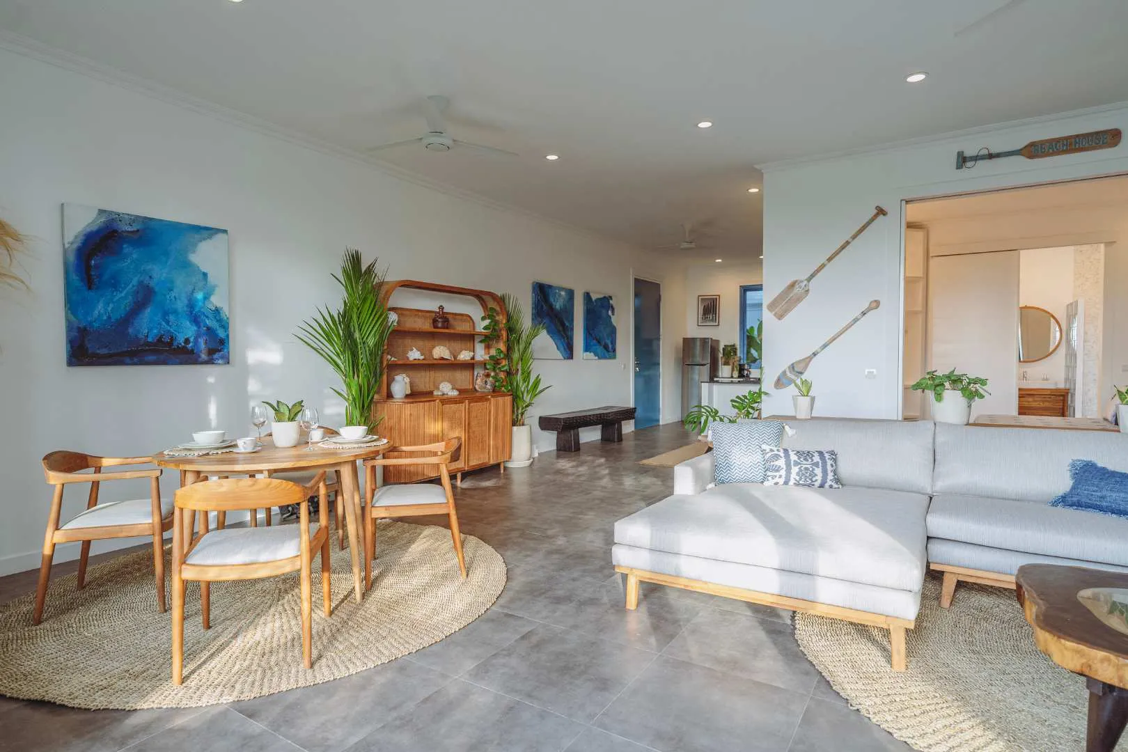 All Included - 1BR Beachside Apartment — image 3