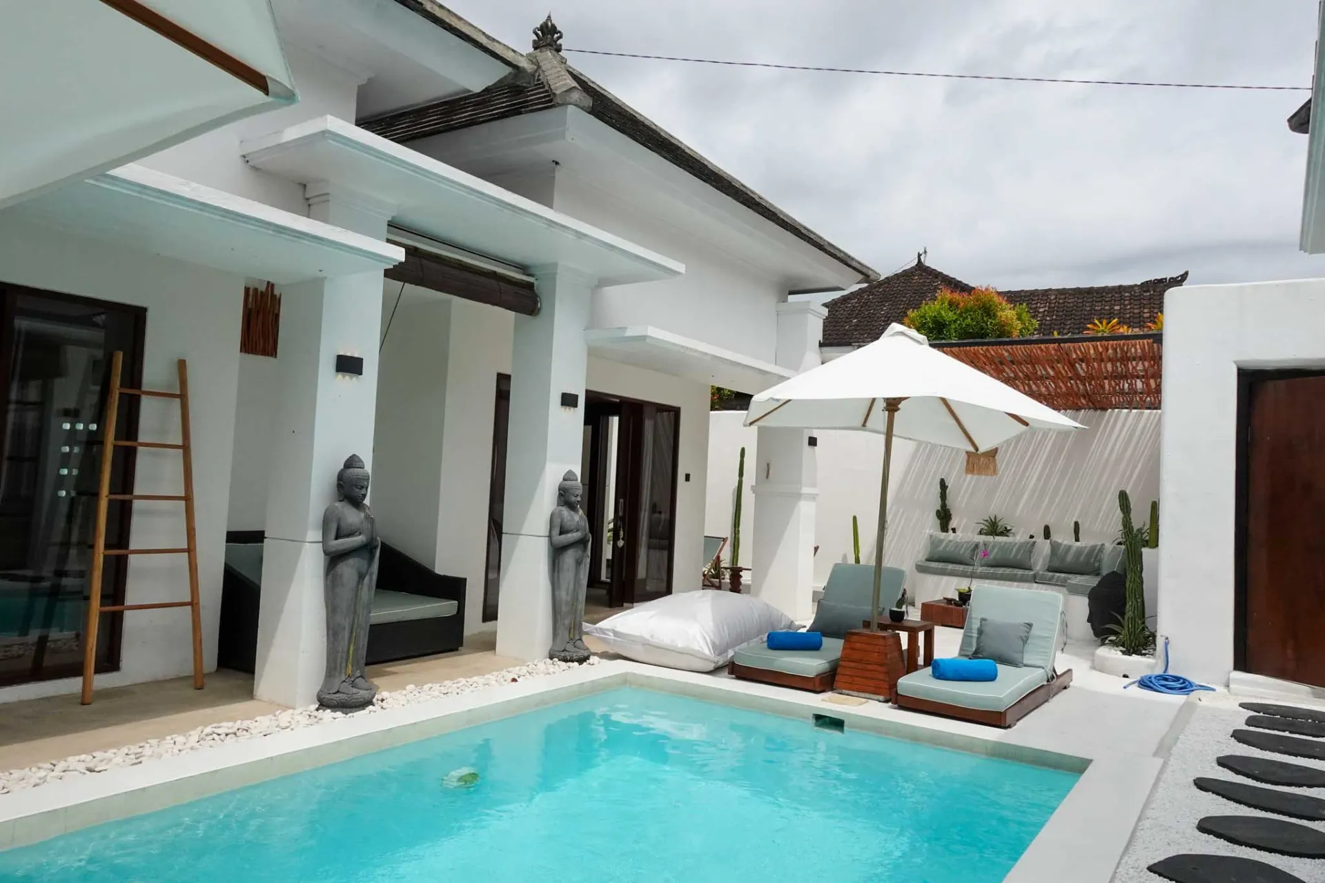 2-Bedroom Villa with Modern Luxury Design in Canggu (R-CG13) — image 1