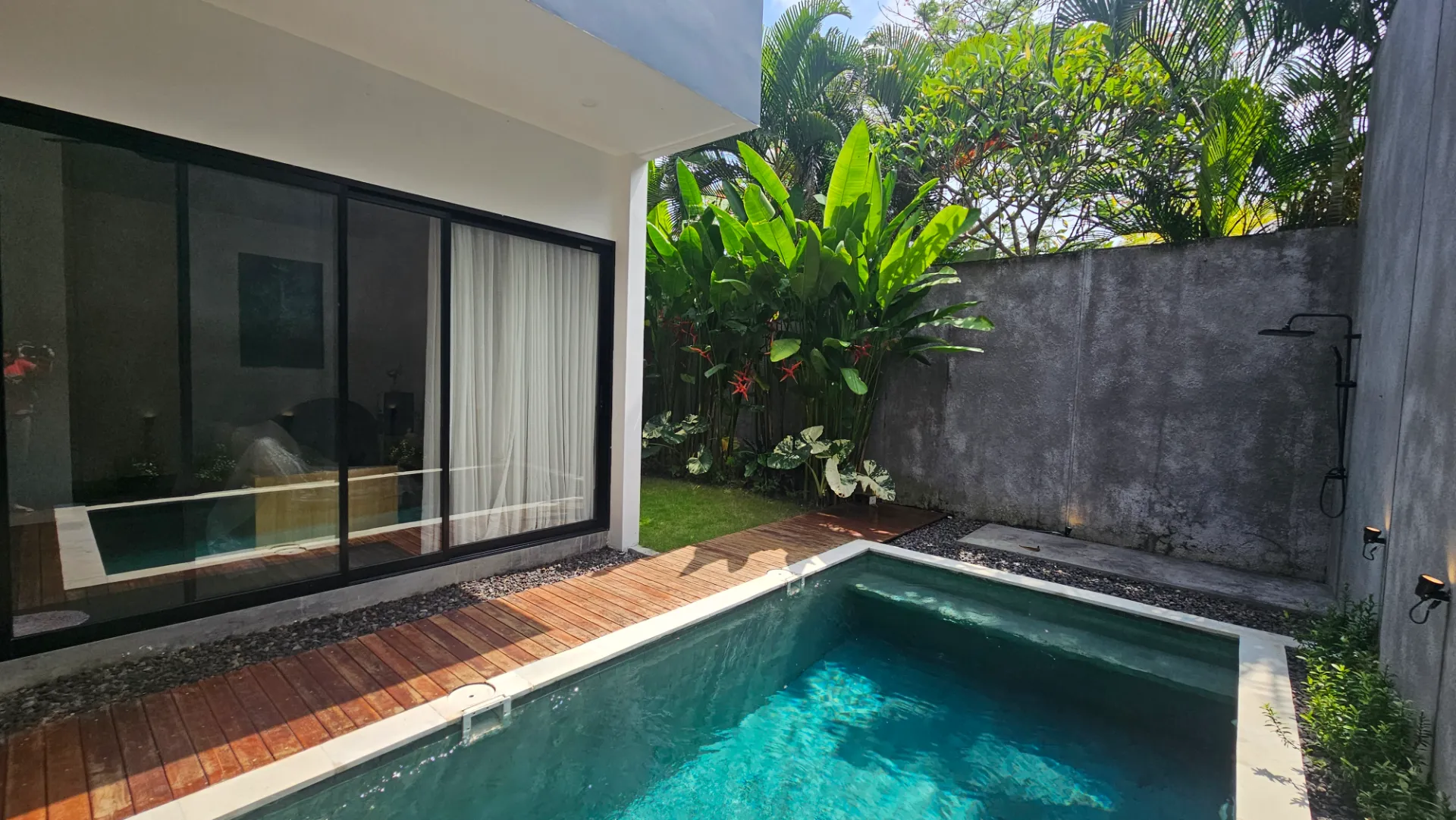 2BR Munggu [Video Included in this post]