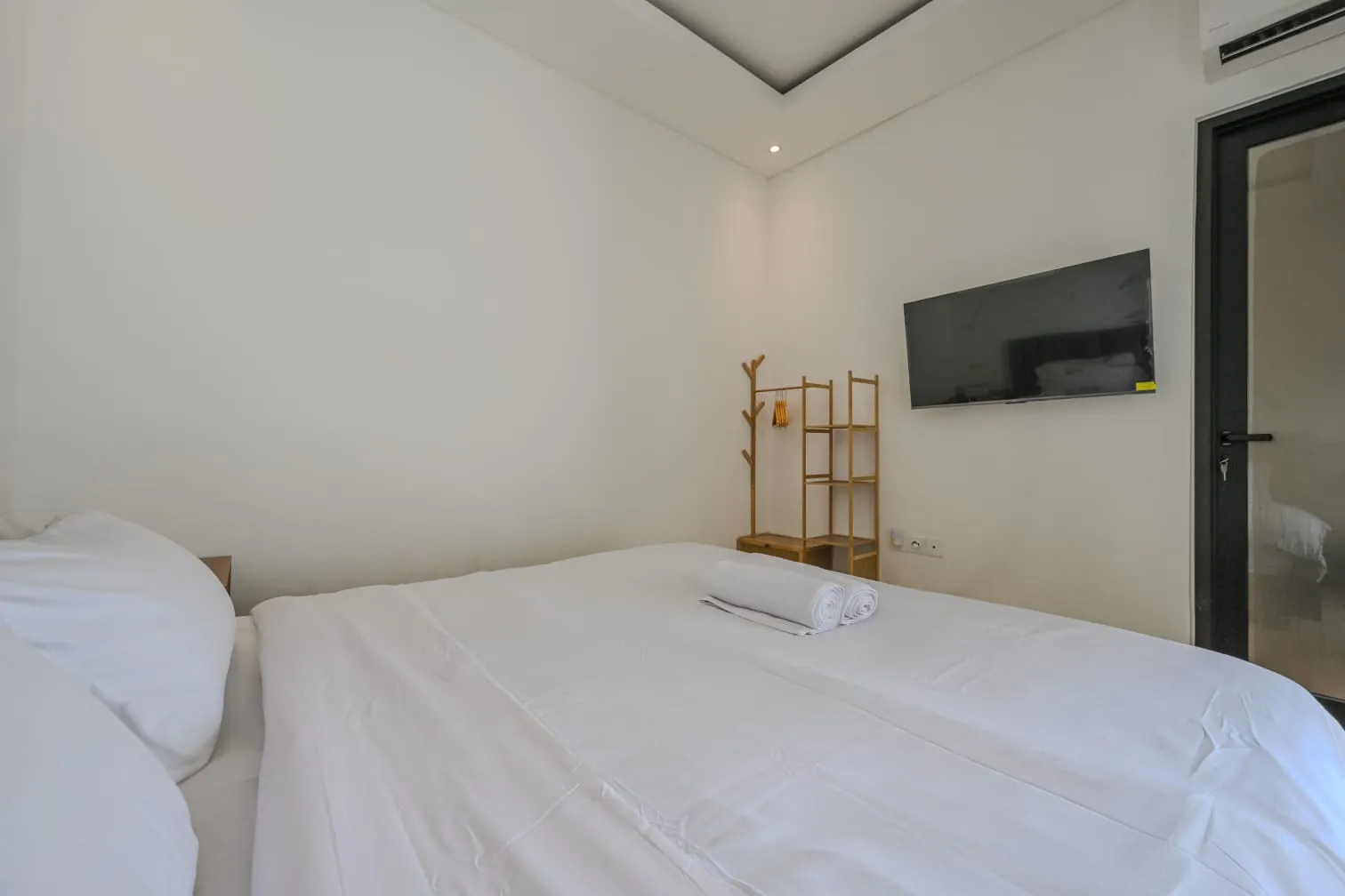2BR Brand new Villa at Jln raya Canggu — image 3