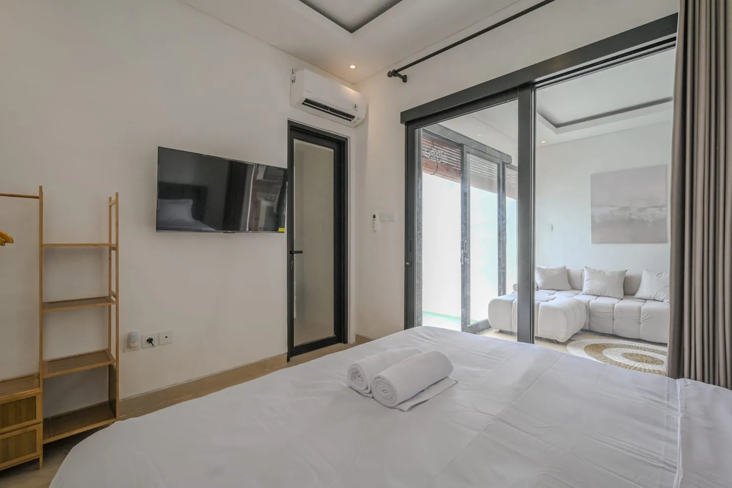 2BR Brand new Villa at Jln raya Canggu — image 1