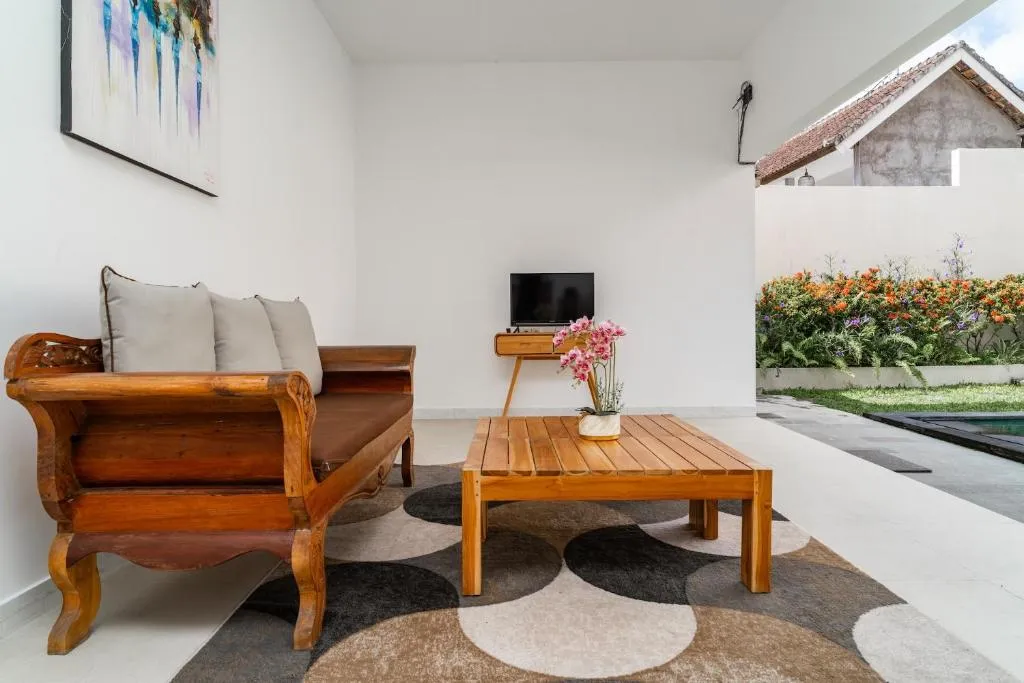 2 BR VILLA IN CANGGU — image 3