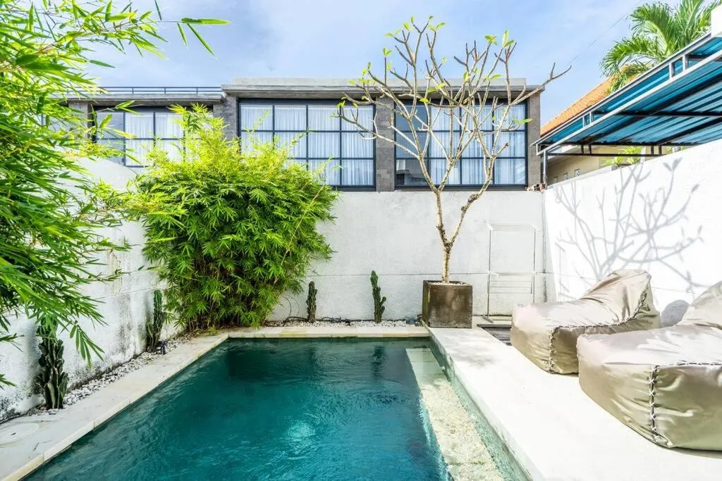 2 BR VILLA IN BERAWA – CANGGU