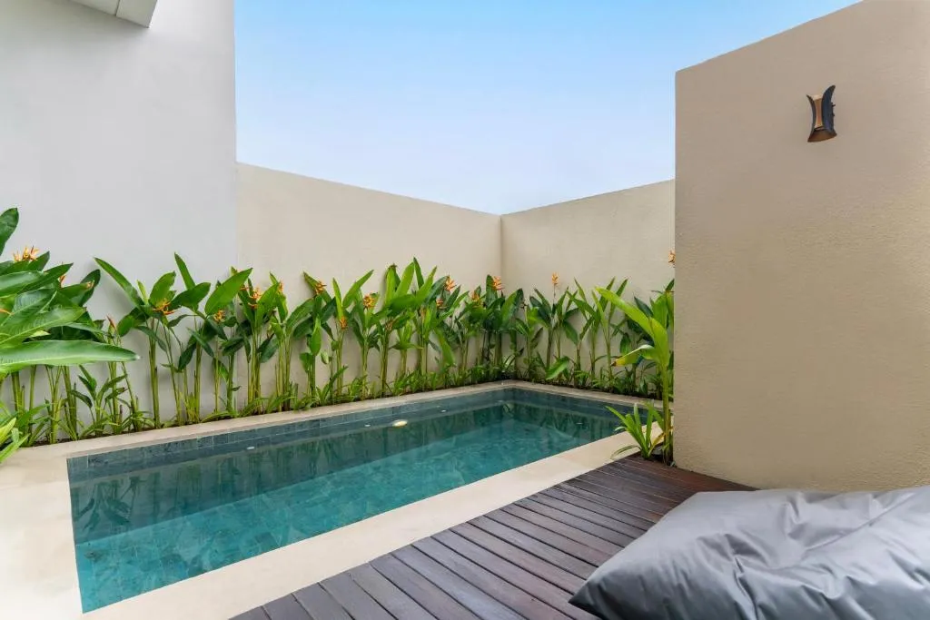 2 BR VILLA IN BERAWA CANGGU — image 1