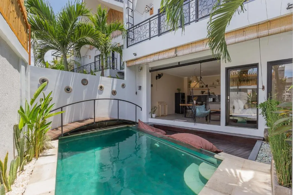 3 BR VILLA IN BERAWA CANGGU