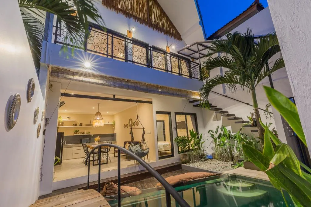 3 BR VILLA IN BERAWA CANGGU — image 2