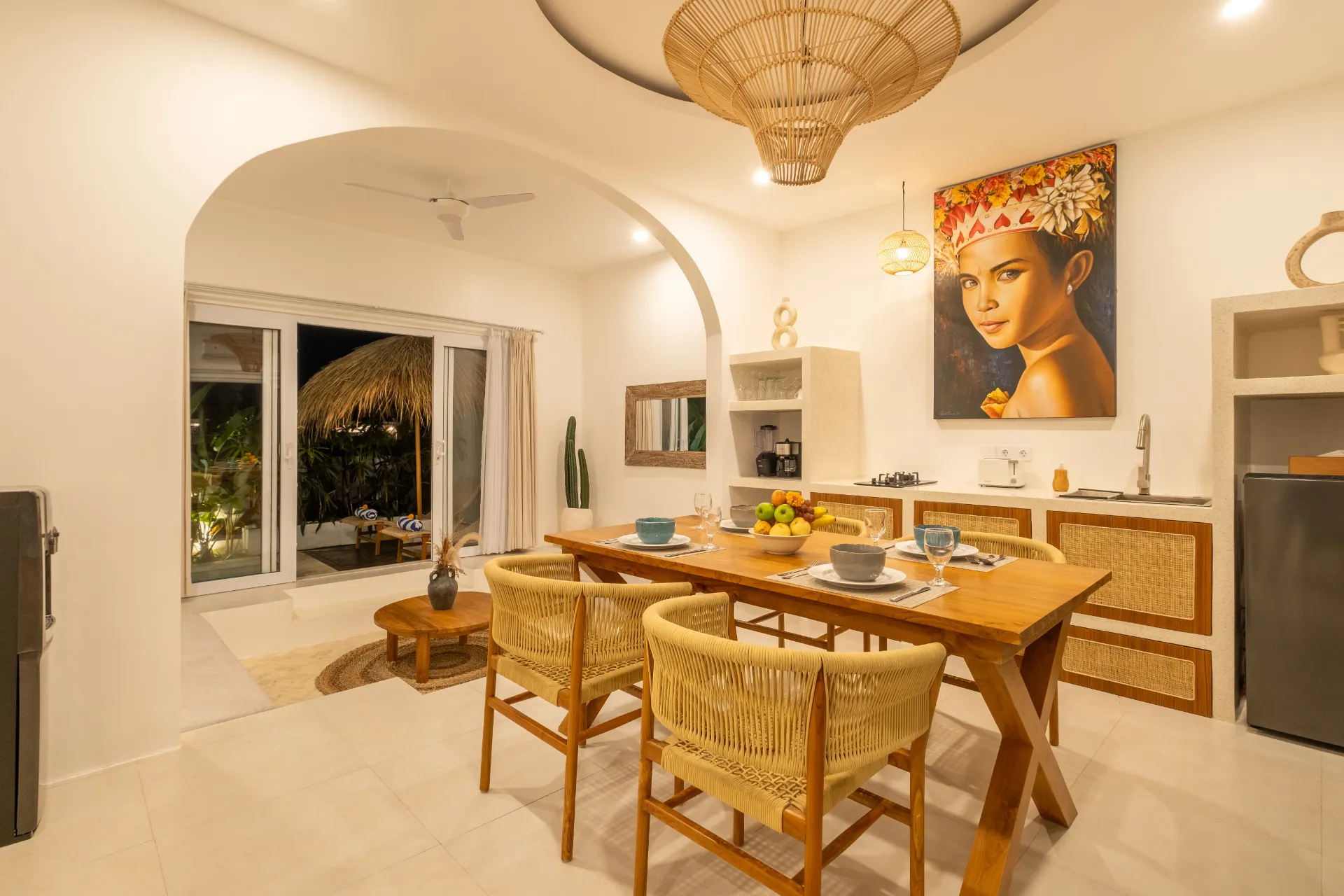Villa Merlin - Peaceful 2BR Villa Steps from Omni Social Wellness Club