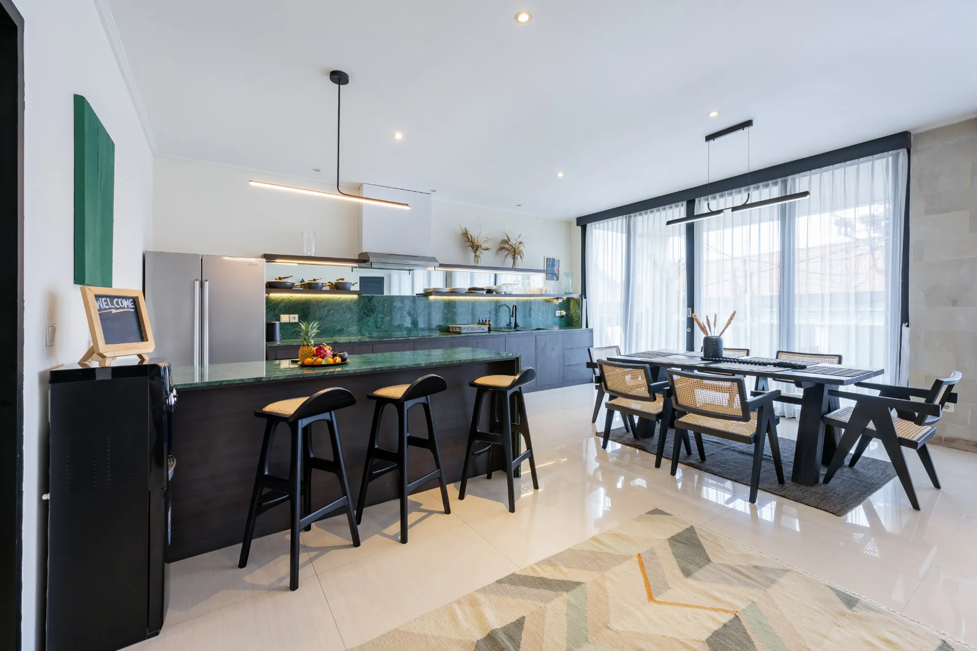 Damai Suite | Relax & Comfort in Canggu | 3BR — image 4