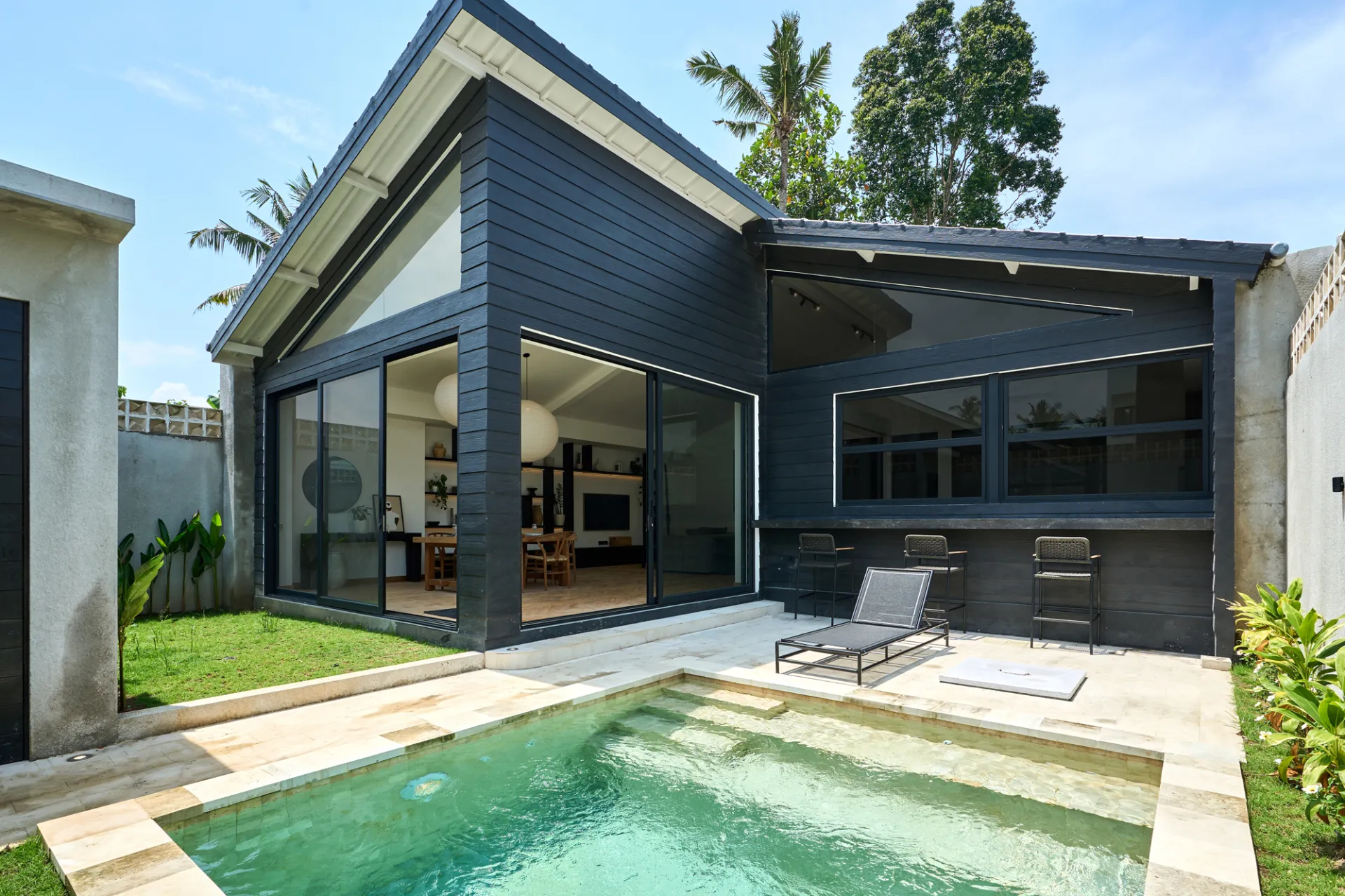 Black - Luxury Design 2BR Kedungu Villa w/ Private Pool — image 1