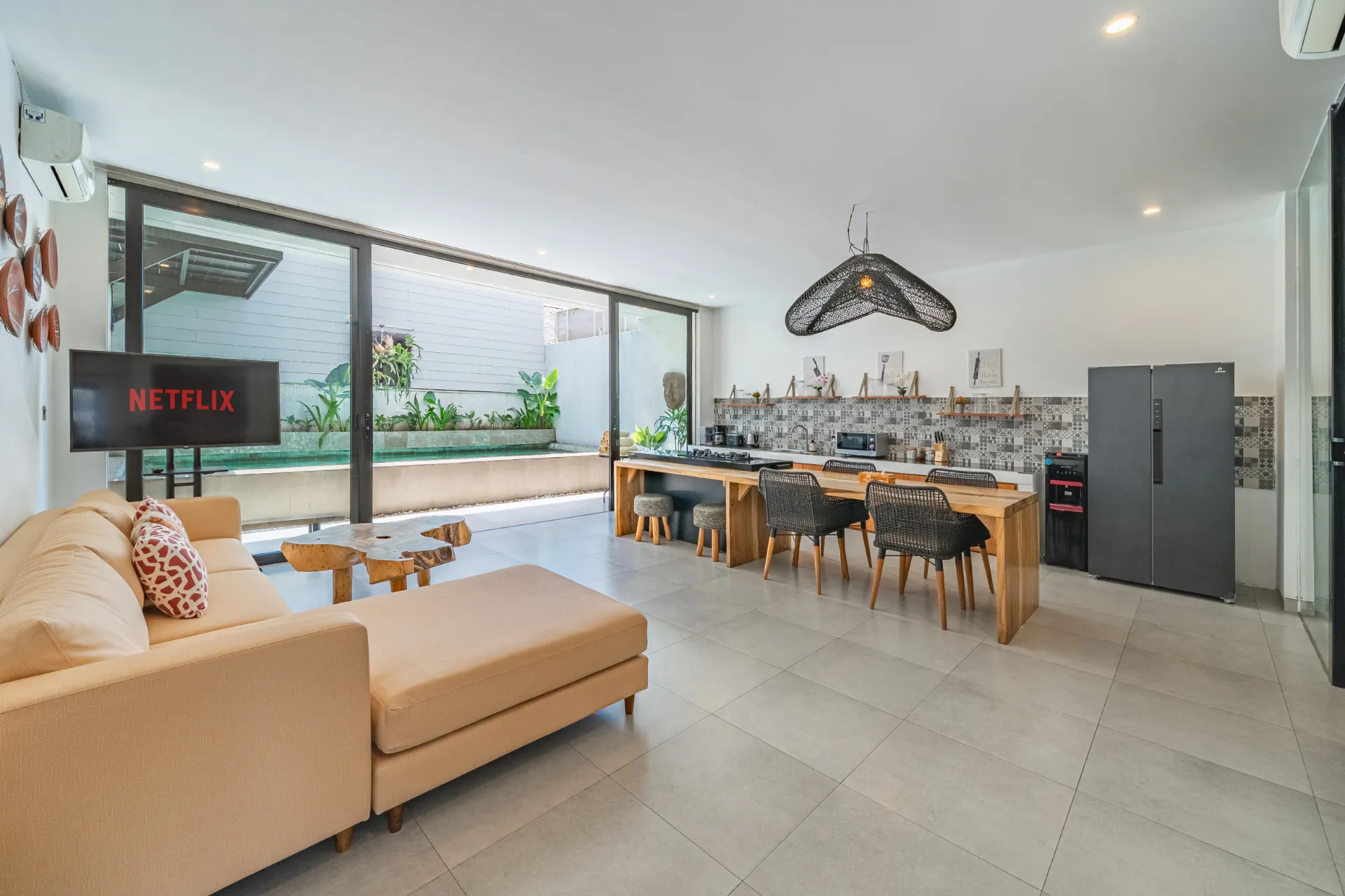 Villa Athalla - Minimalistic & Cozy 3BR Villa in Calm Location of Canggu