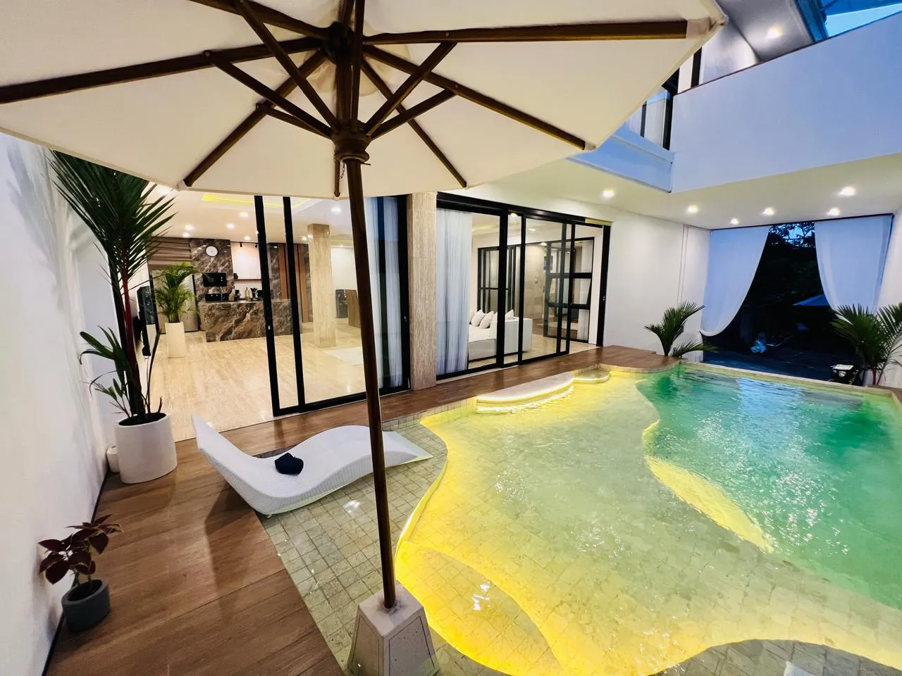 VILLA IN ULUWATU FOR LEASE AND SALE — image 1