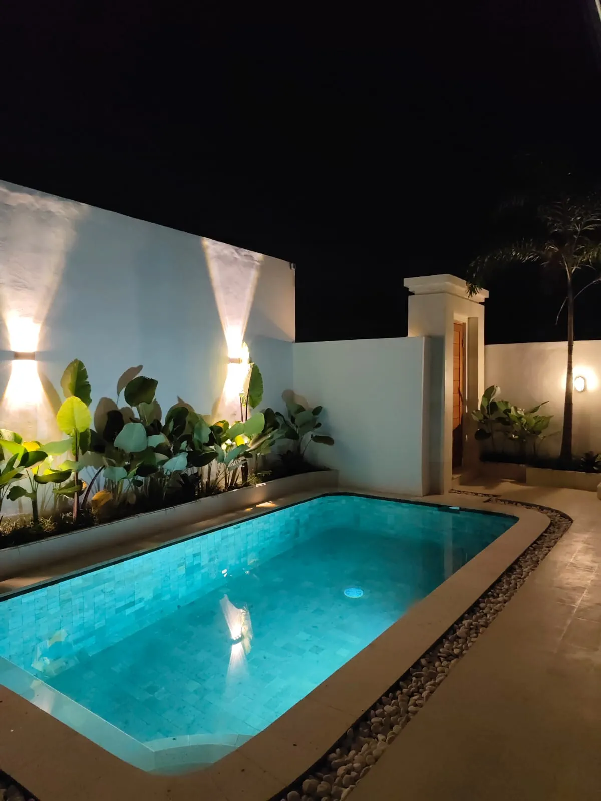 A BRAND NEW VILLA FOR YEARLY RENT IN PANTAI LIMA - PERERENAN — image 3