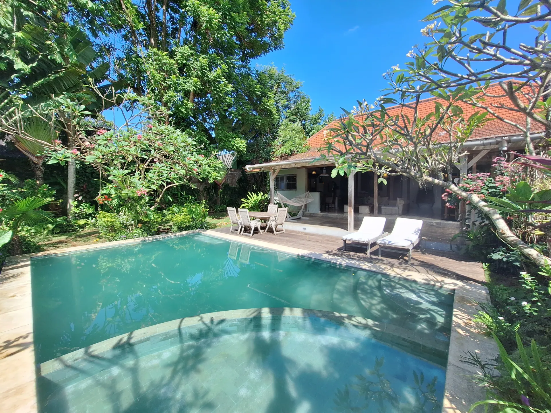5BR VILLA FOR RENT AT KEROBOKAN - BALI — image 1