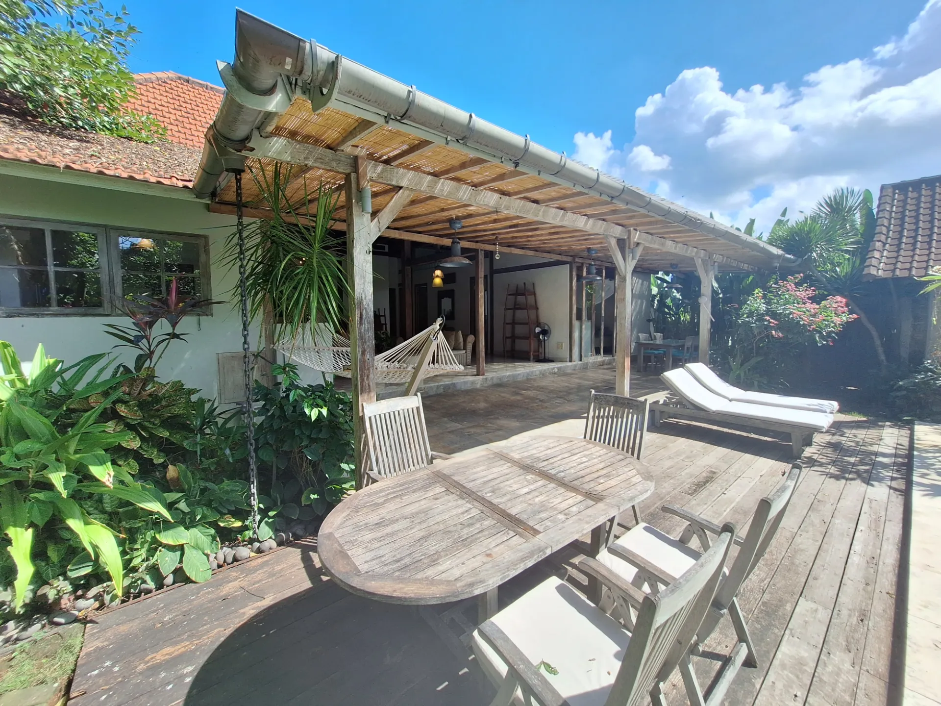 5BR VILLA FOR RENT AT KEROBOKAN - BALI — image 2