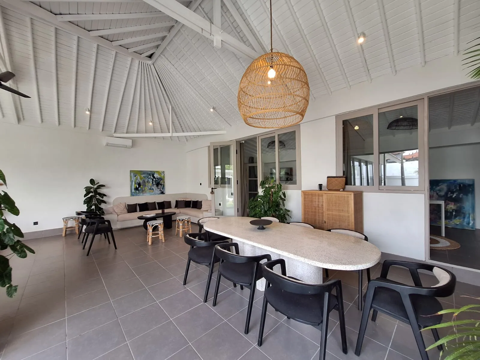4BR VILLA FOR RENT AT KEROBOKAN | IT 624 — image 4