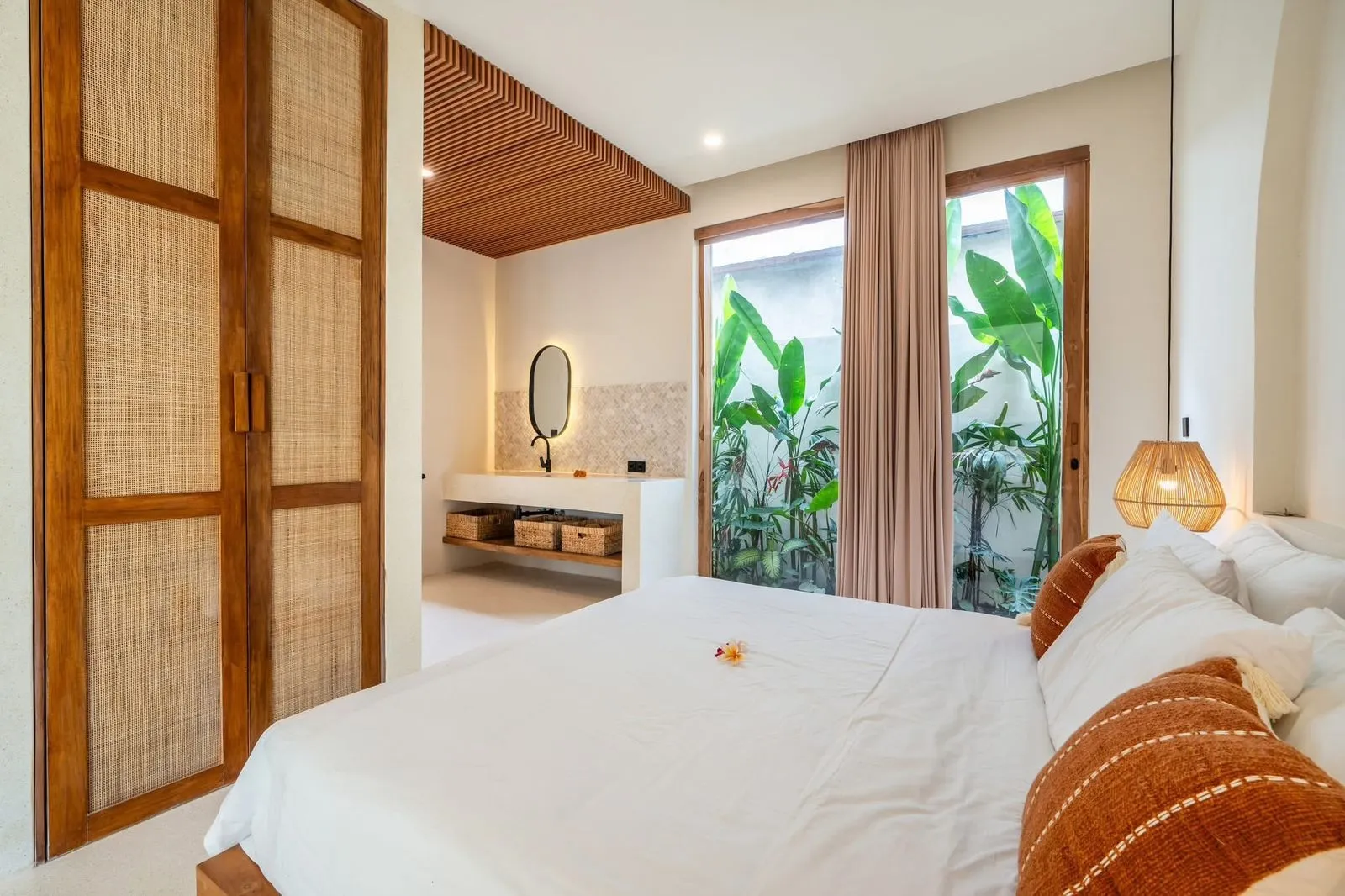 Villa For Rent 3 Bed In Tumbak BayuhBadung Bali FR-3846 — image 1