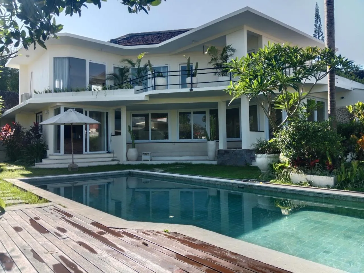 3 Bedrooms Villa in Pererenan for Rent - YO194