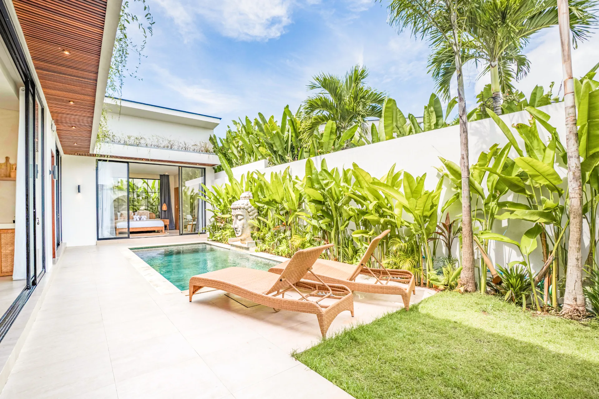 Private Infinity Pool Villa • Near Dreamland Beach