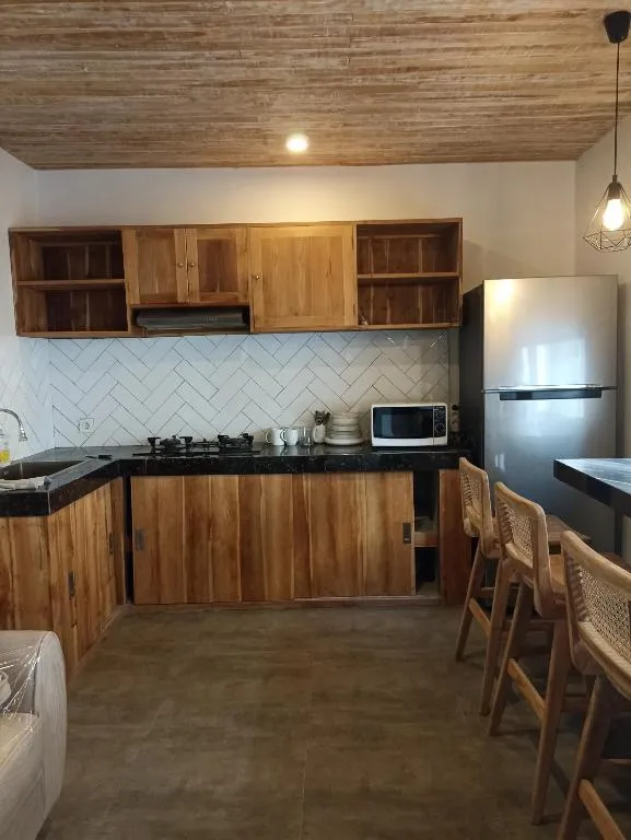 3 BR VILLA IN SANUR - BEACH SIDE — image 2