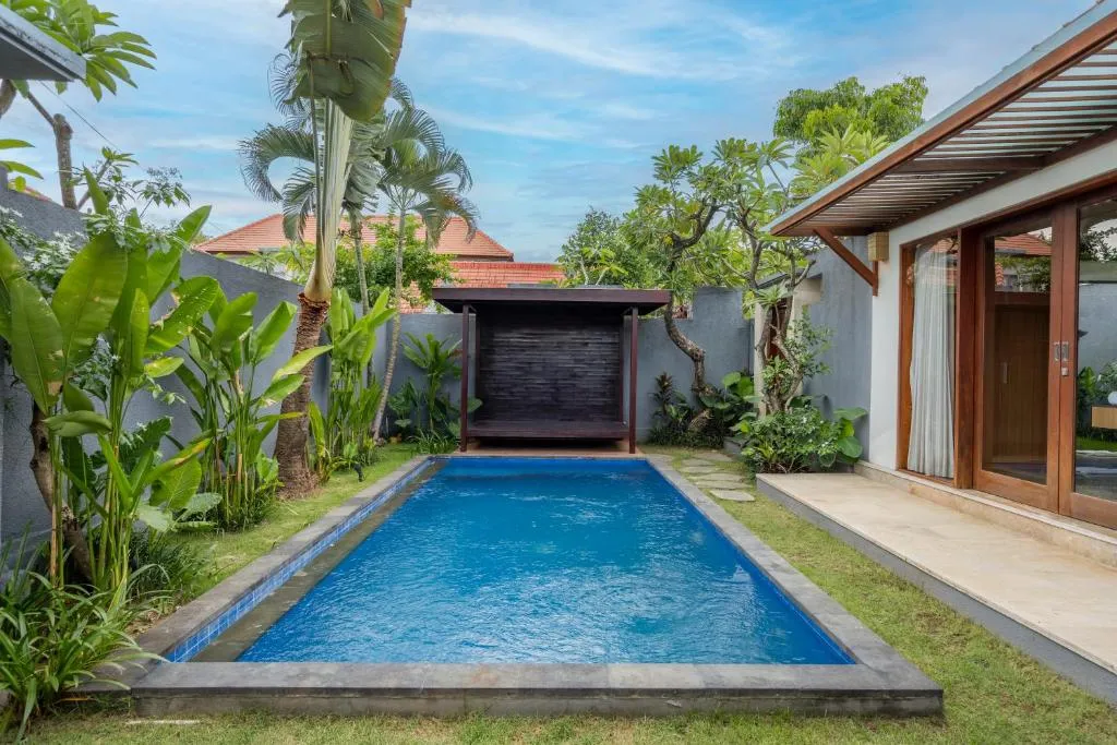 3 BR VILLA IN SANUR - WEST SIDE — image 3