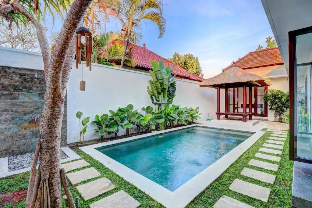2 BR VILLA IN SANUR - WEST SIDE