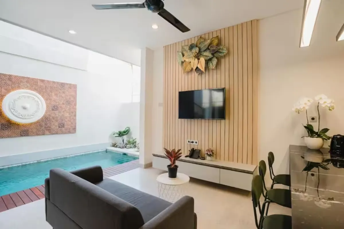 3 BR VILLA IN SANUR - WEST SIDE — image 3