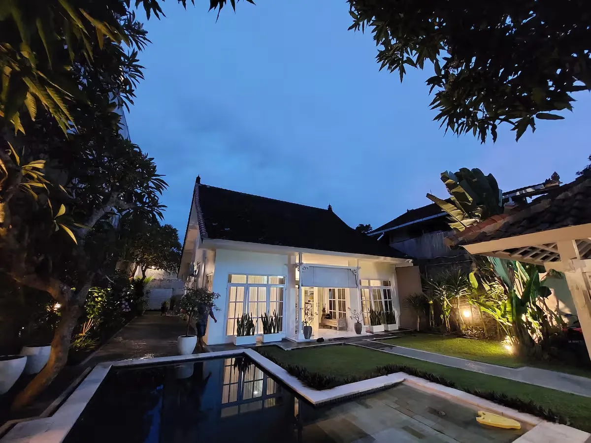 2 BR VILLA IN SANUR - BEACHSIDE — image 3