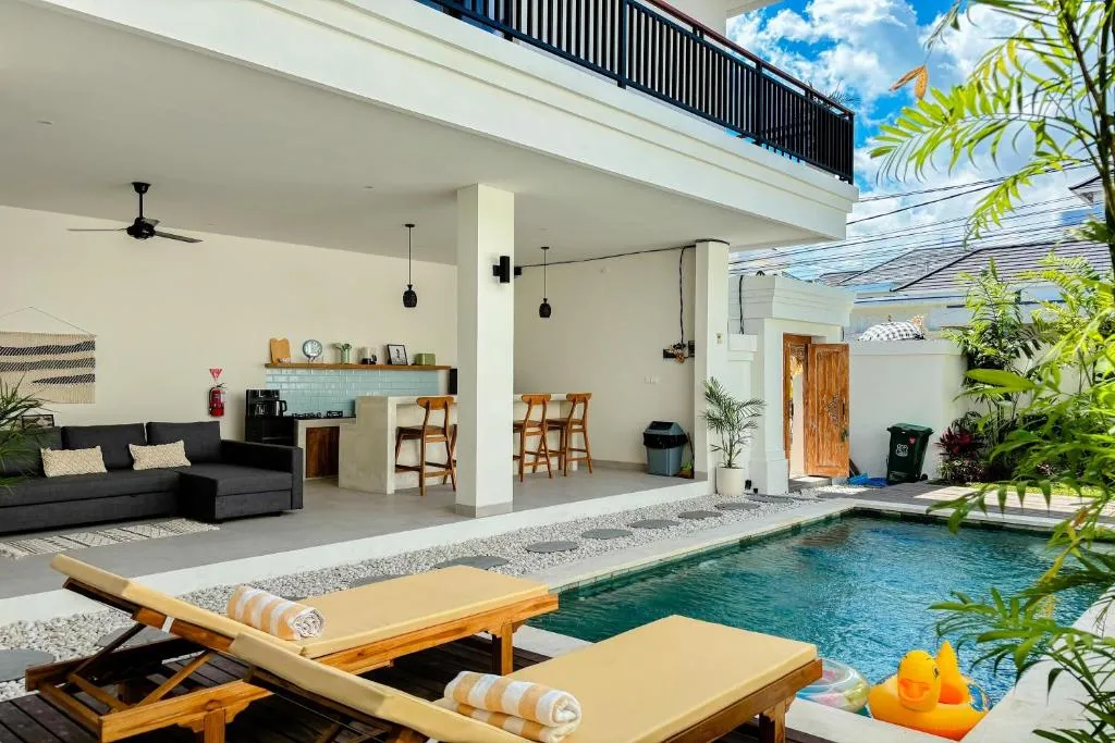 3 BR Villa in Canggu — image 1