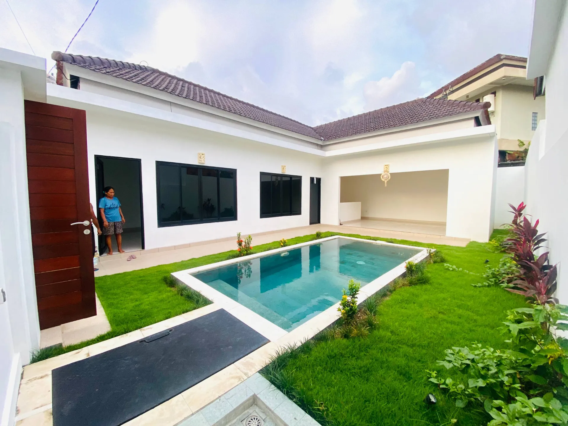 2 BEDROOM BRAND NEW VILLA IN UMALAS - AF587