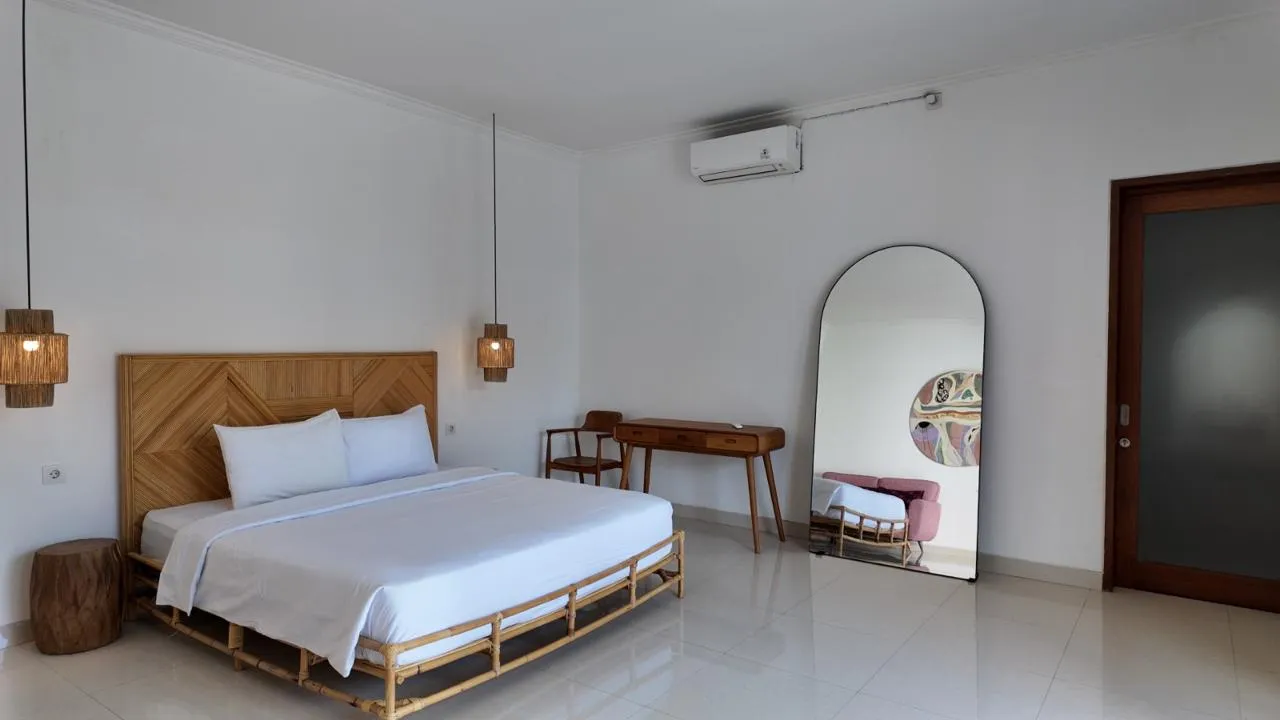 3BR VILLA CANGGU