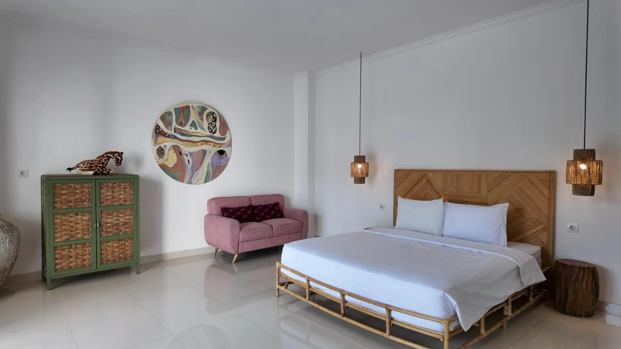 3BR VILLA CANGGU — image 2