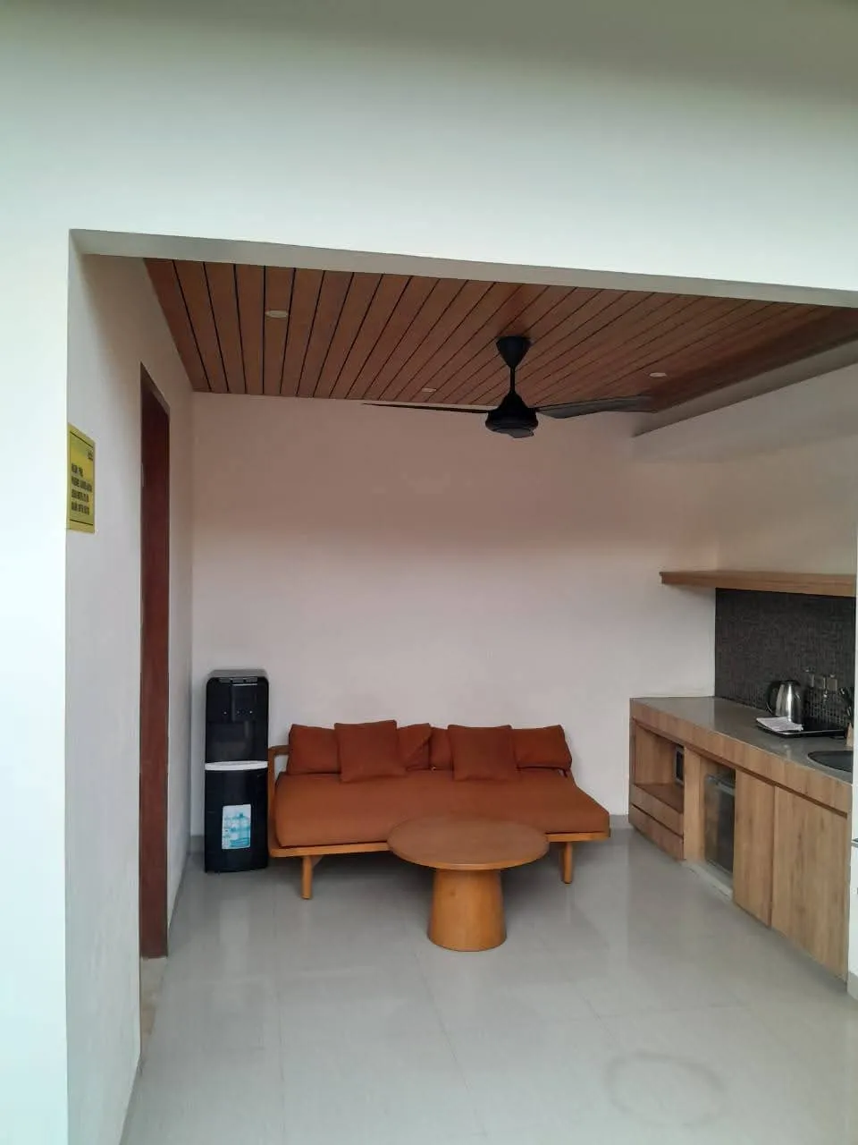 1 BEDROOM VILLA IN BERAWA IDR 18 MILL/MONTH — image 1
