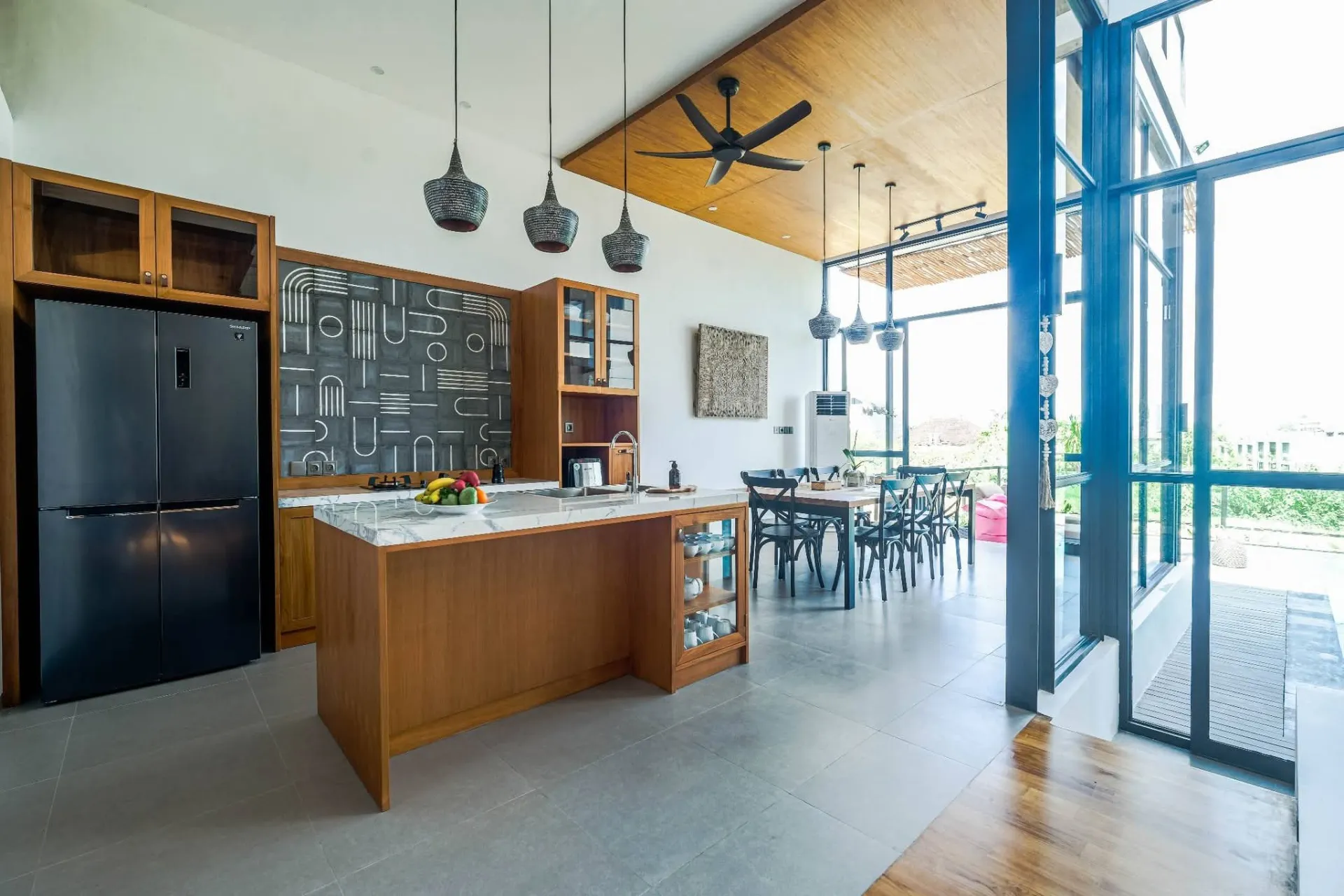 4 BEDROOM VILLA IN BERAWA IDR 90 MILL/MONTH — image 4