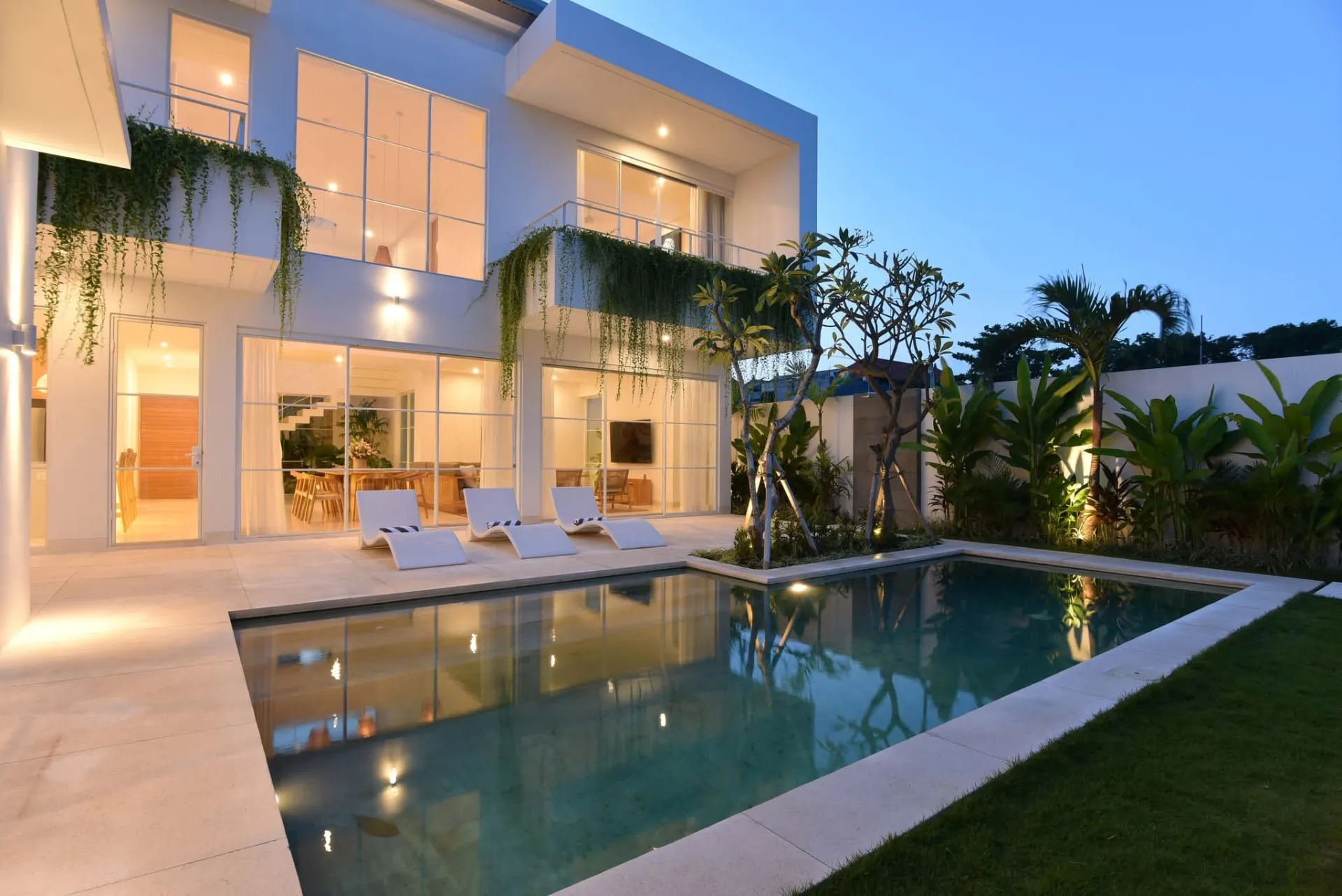 4 BEDROOM VILLA IN CANGGU IDR 75 MILL/MONTH — image 2