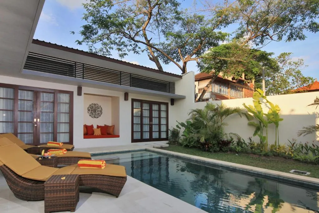 3 BR VILLA IN KEROBOKAN — image 1