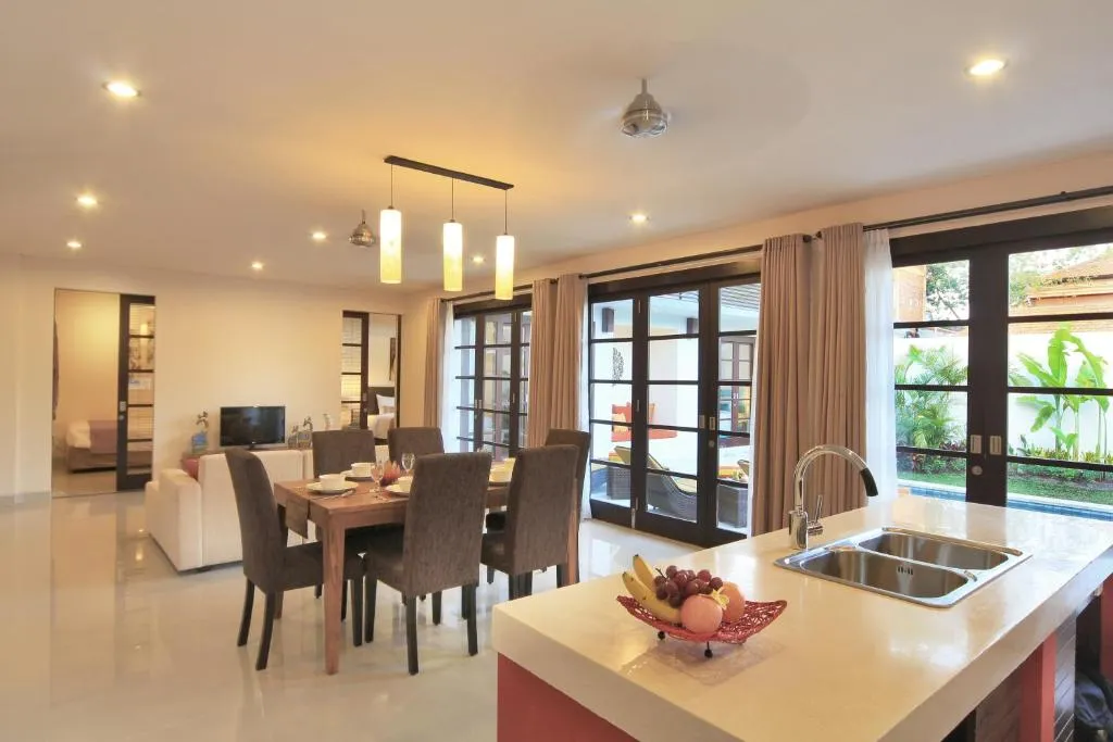 3 BR VILLA IN KEROBOKAN — image 4