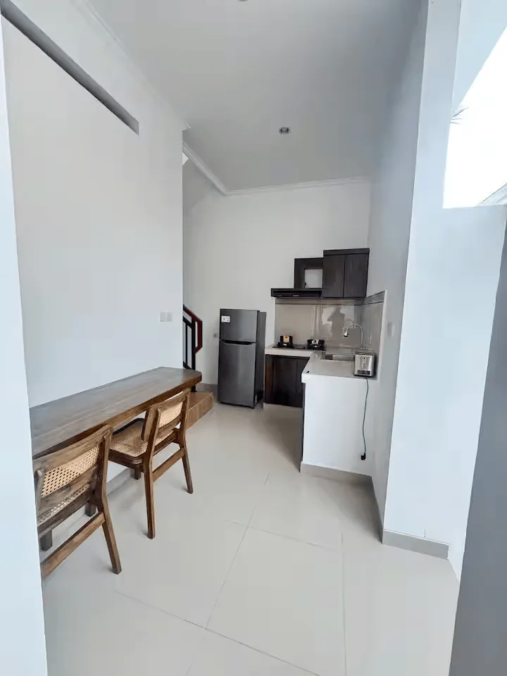 2BR Villa in Prime Location Kerobokan Near to Canggu — image 2