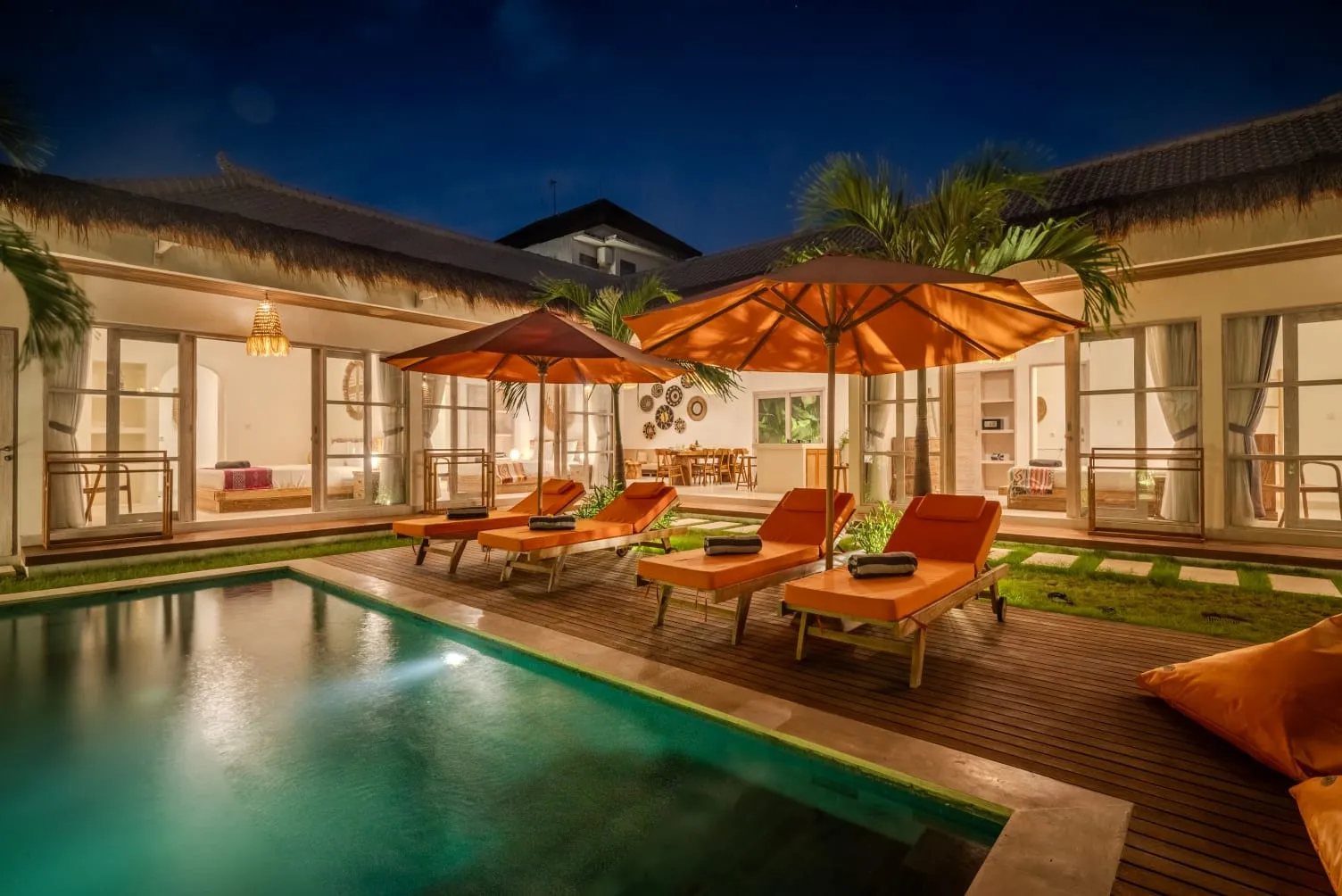Villa Leasehold 22 Year 4 Bed In Kerobokan Bali KD-3850