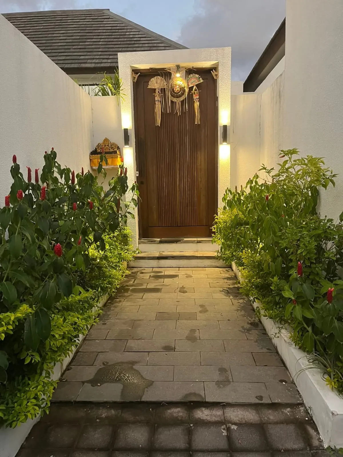 2BR VILLA SEMINYAK — image 1