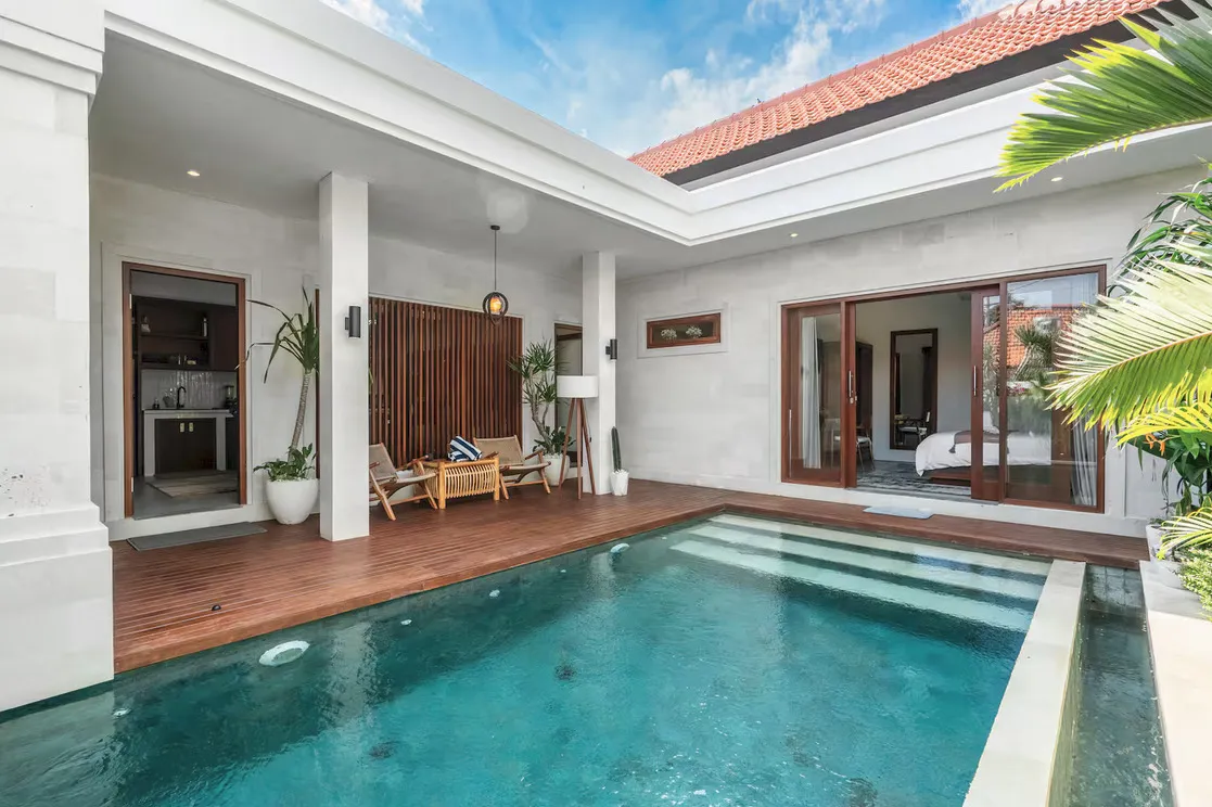 Silk Lodge - Modern 3-Bedroom Villa with Private Pool in Prime Berawa Location!!