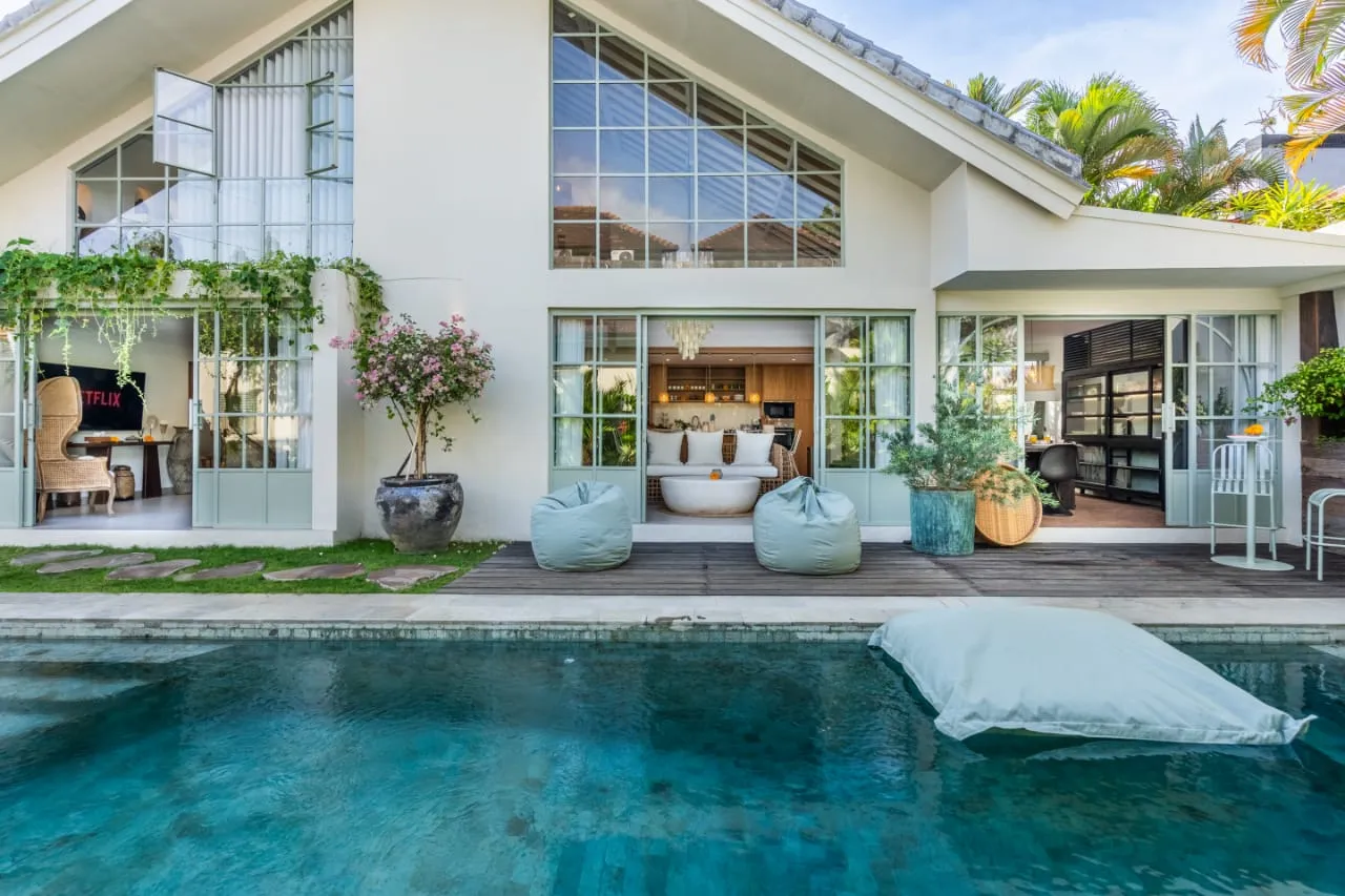 Villa For Rent 4 Bed In SeminyakBadung Bali EK-3853