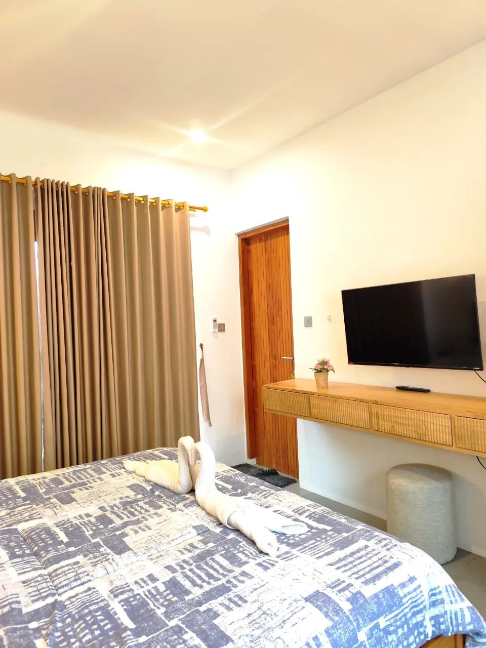 2BR Coconut villa Kerobokan near Seminyak — image 3