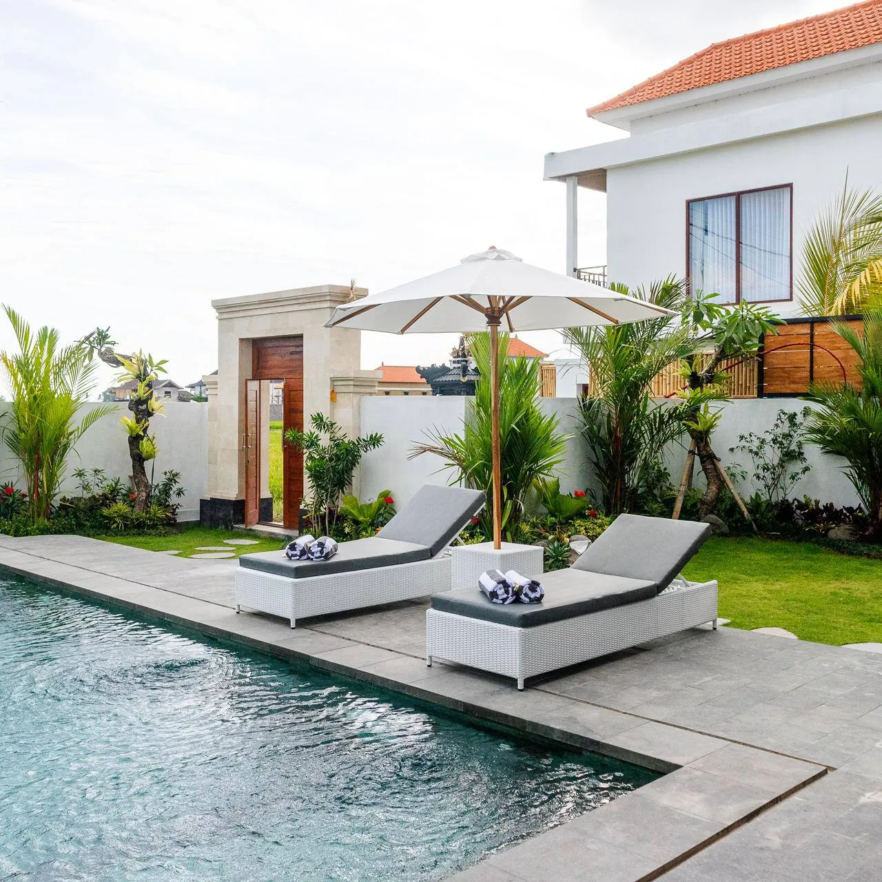 3 BR VILLA IN SESEH