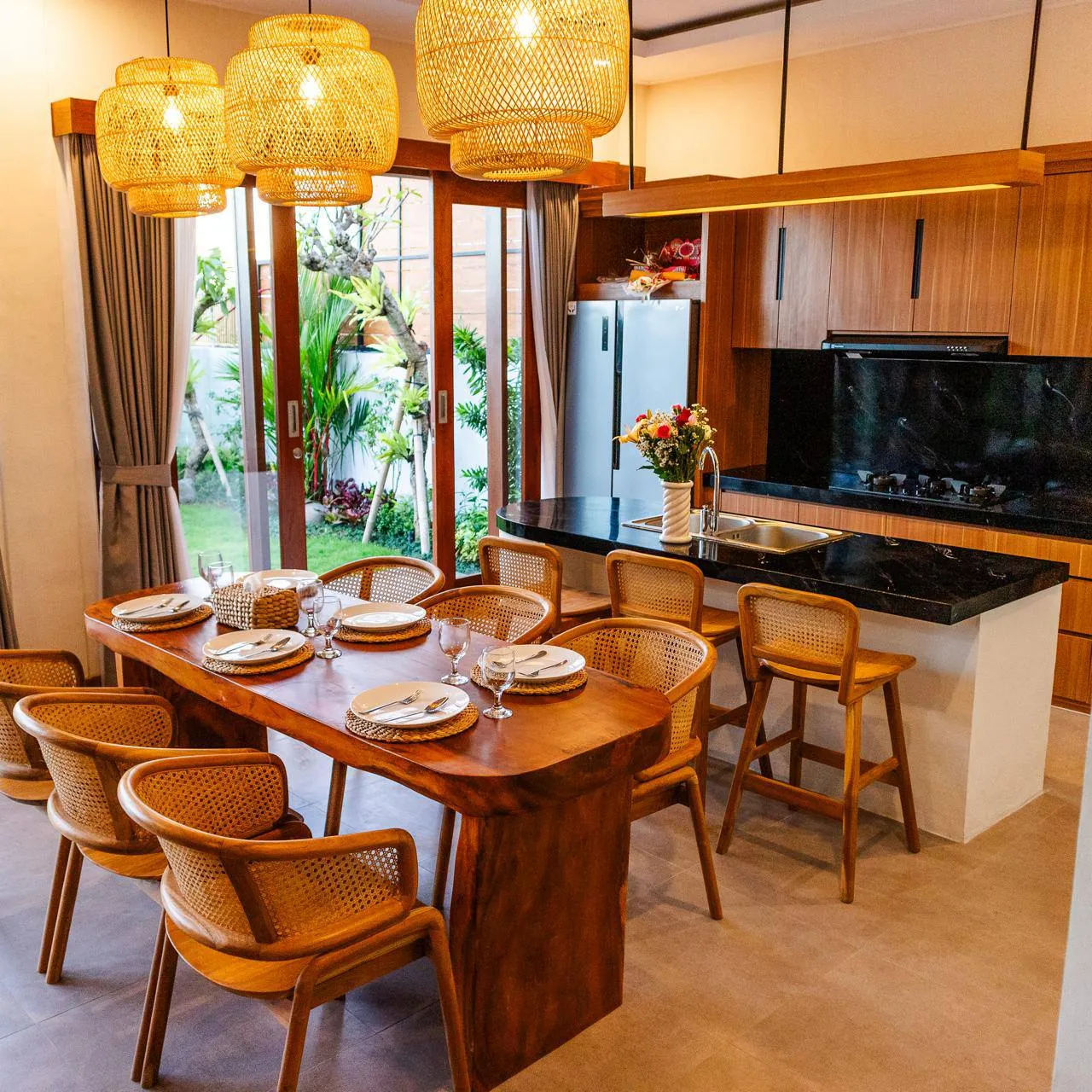 3 BR VILLA IN SESEH — image 3