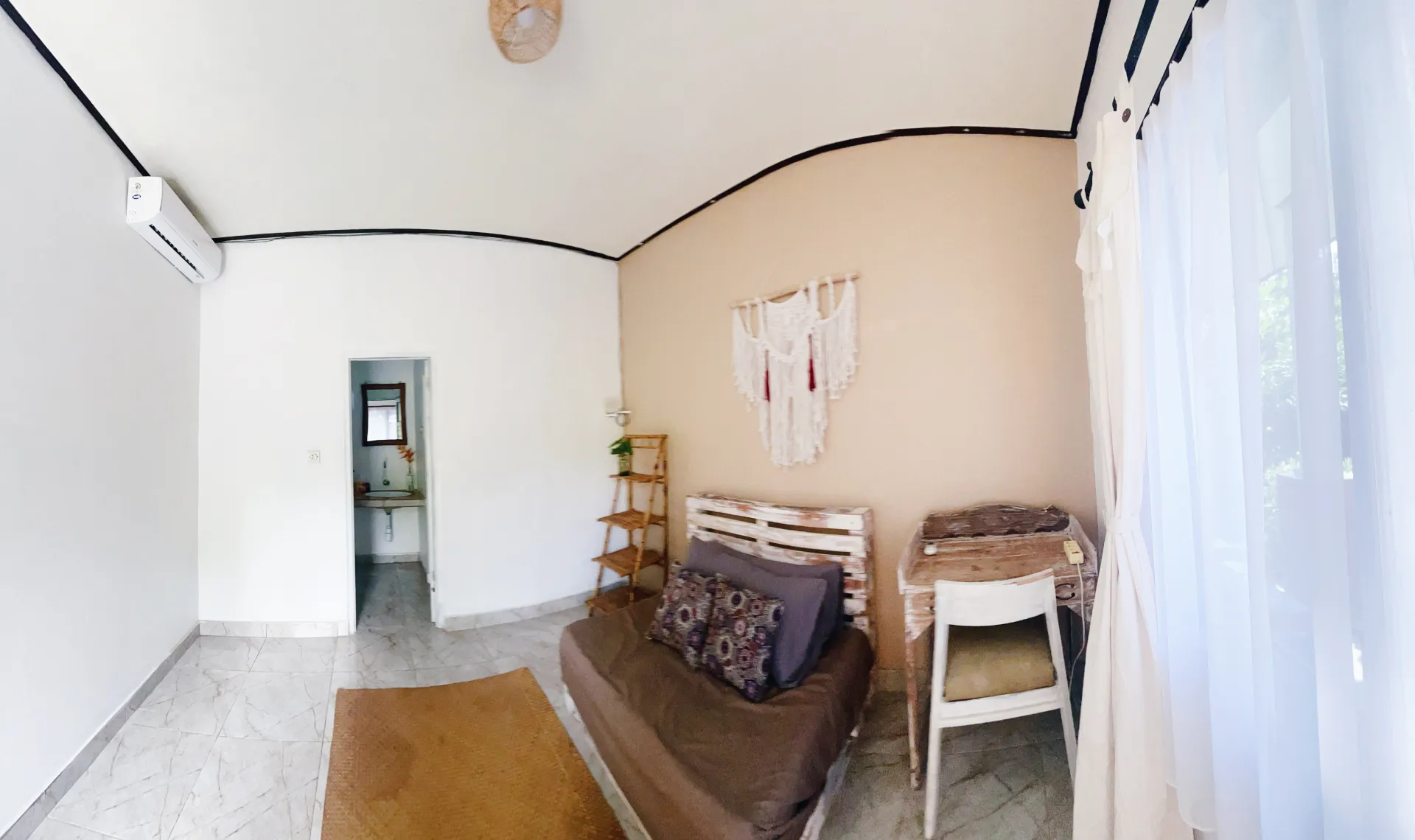 Private Tiny House for Rent in Pecatu — image 3
