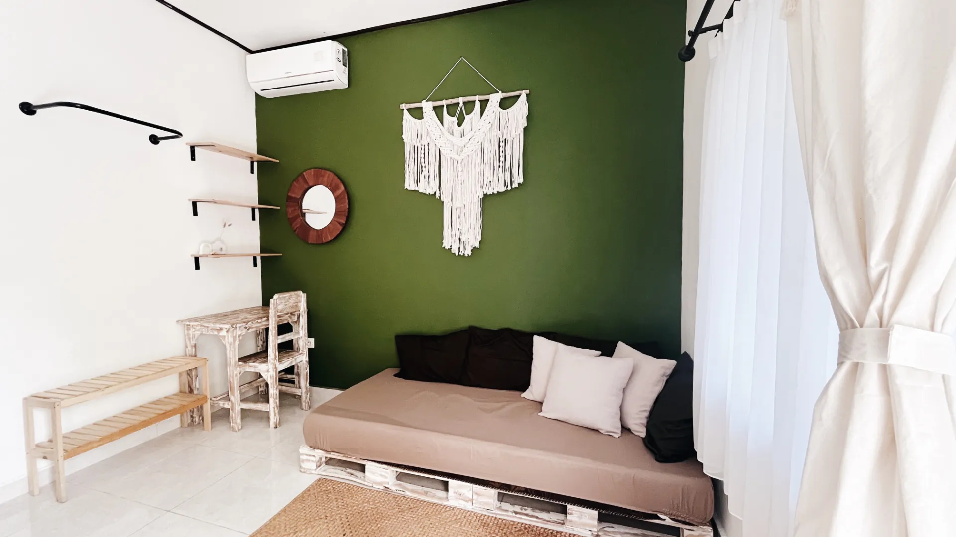 1BR Tiny house with Private Garden in Pecatu — image 3