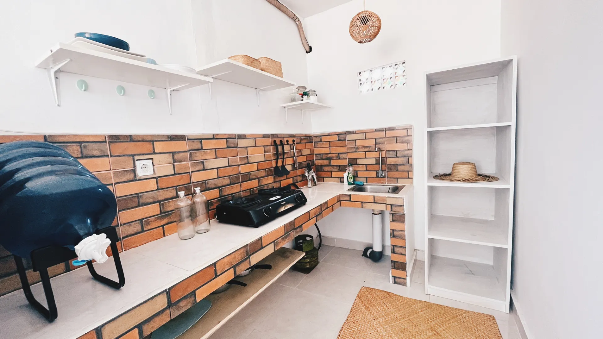1BR Tiny house with Private Garden in Pecatu — image 4