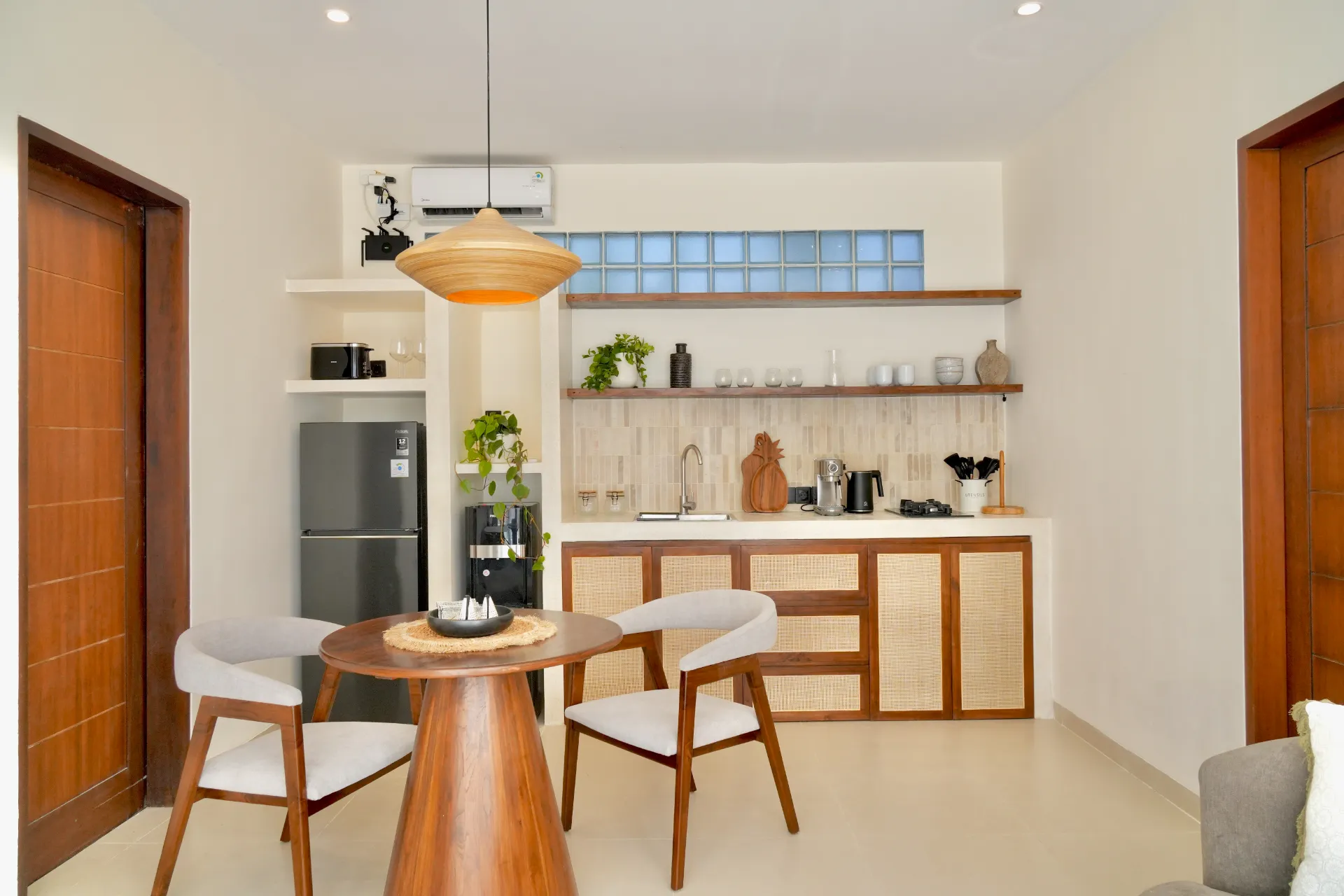 Apartment For Rent 1 Bed In Ungasan Bali PR-3859 — image 2